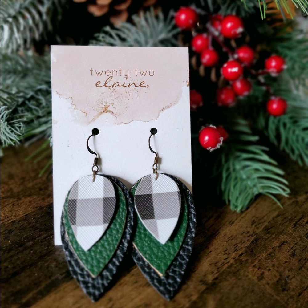 Christmas Dangle Earrings